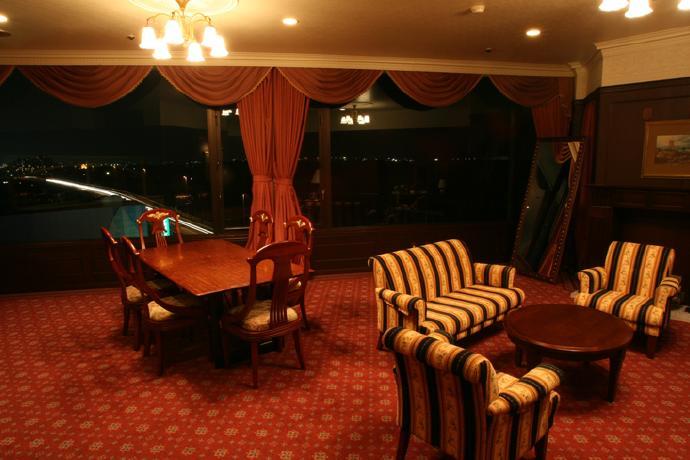 Hotel Sunlife Garden ฮิระสึกะ ภายนอก รูปภาพ