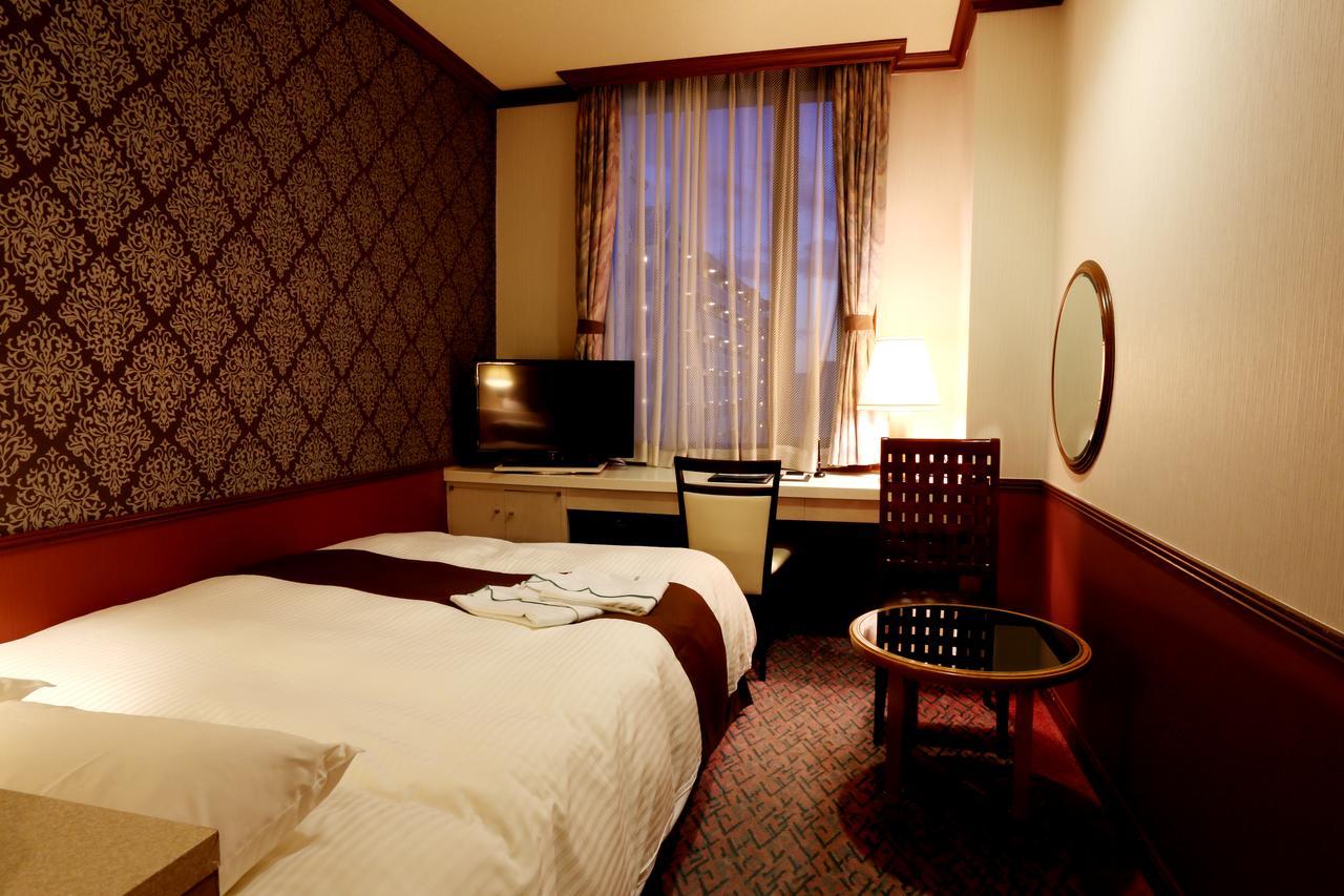 Hotel Sunlife Garden ฮิระสึกะ ภายนอก รูปภาพ