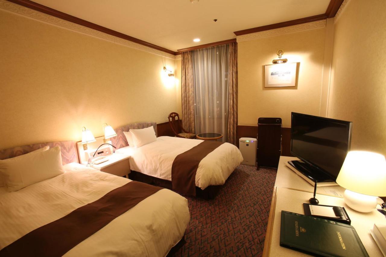 Hotel Sunlife Garden ฮิระสึกะ ภายนอก รูปภาพ